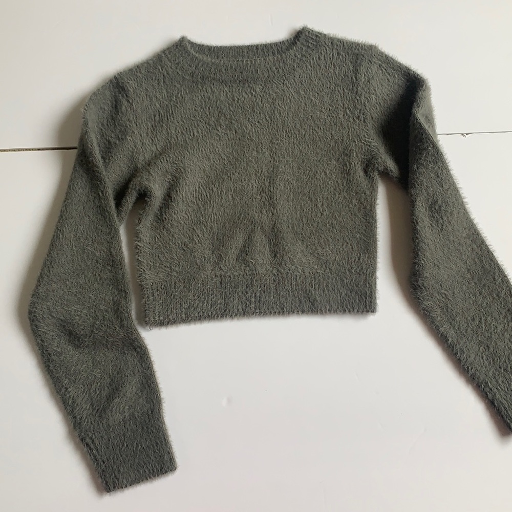 Urban Outfitters Grey Cropped Sweater